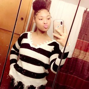 Meet your Posher, Camryn